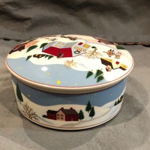 Mikasa Holiday Village Covered Candy Dish